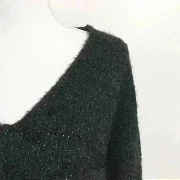 Nordstrom Abound Black Sparkle V-Neck Fuzzy Knit Pullover Sweater - Picture 4 of 10